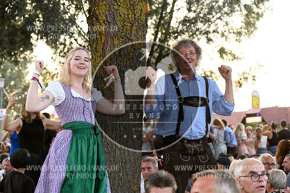 10.07.2023_Sander_Weinfest_re-132