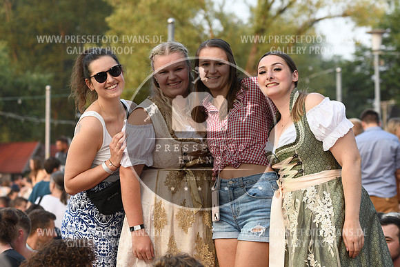 10.07.2023_Sander_Weinfest_re-124